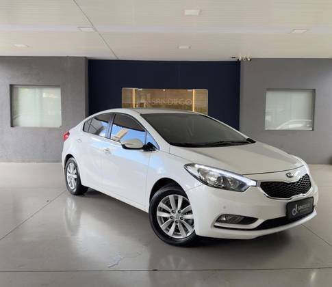KIA CERATO 1.6 SX 16V FLEX 4P AUTOMÁTICO KIA CERATO 1.6 SX 16V FLEX 4P AUTOMÁTICO